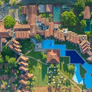 5* Курортный комплекс Club Dolphin